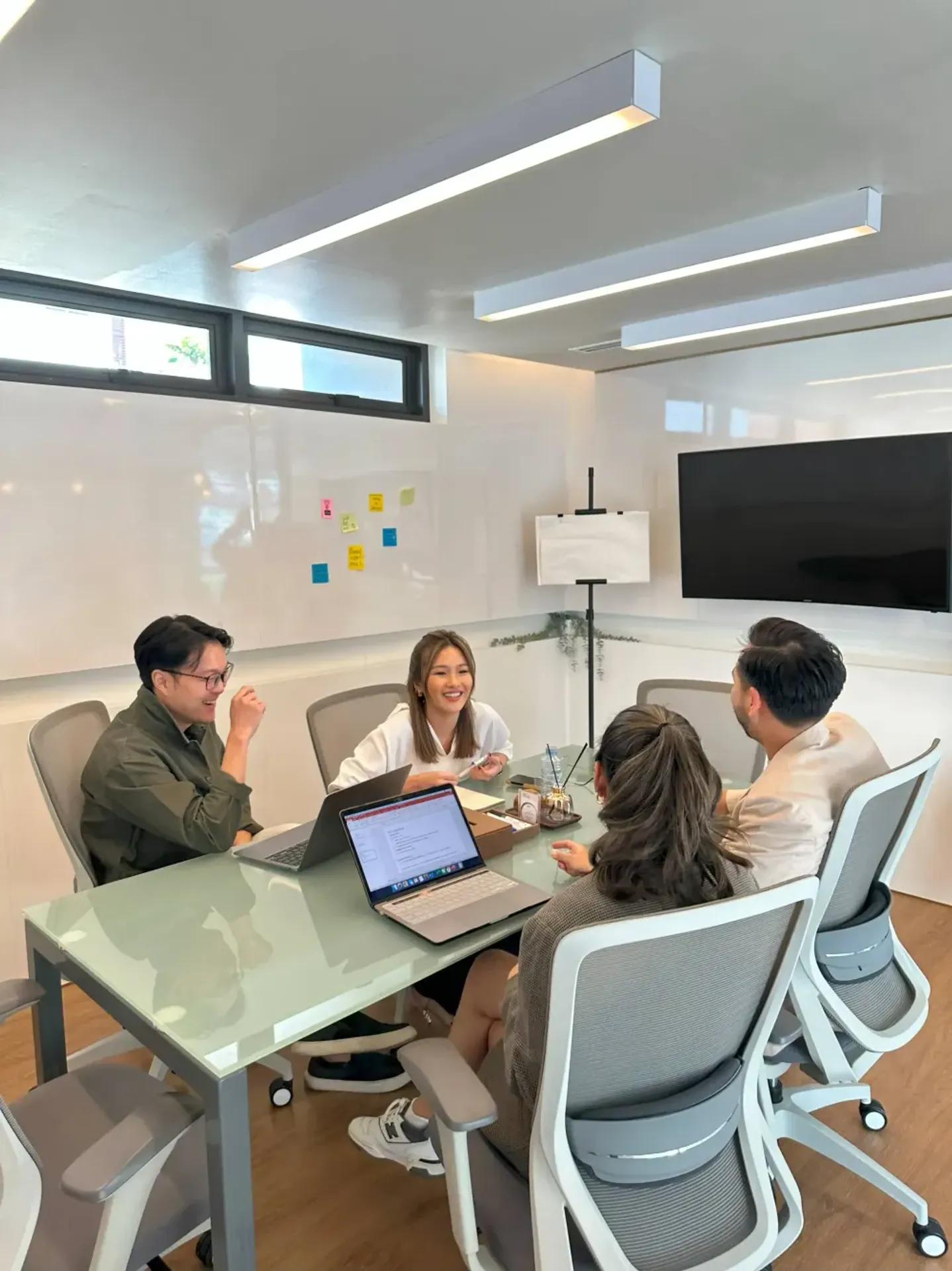 Modern meeting room rental for team presentations near BTS Ploenchit